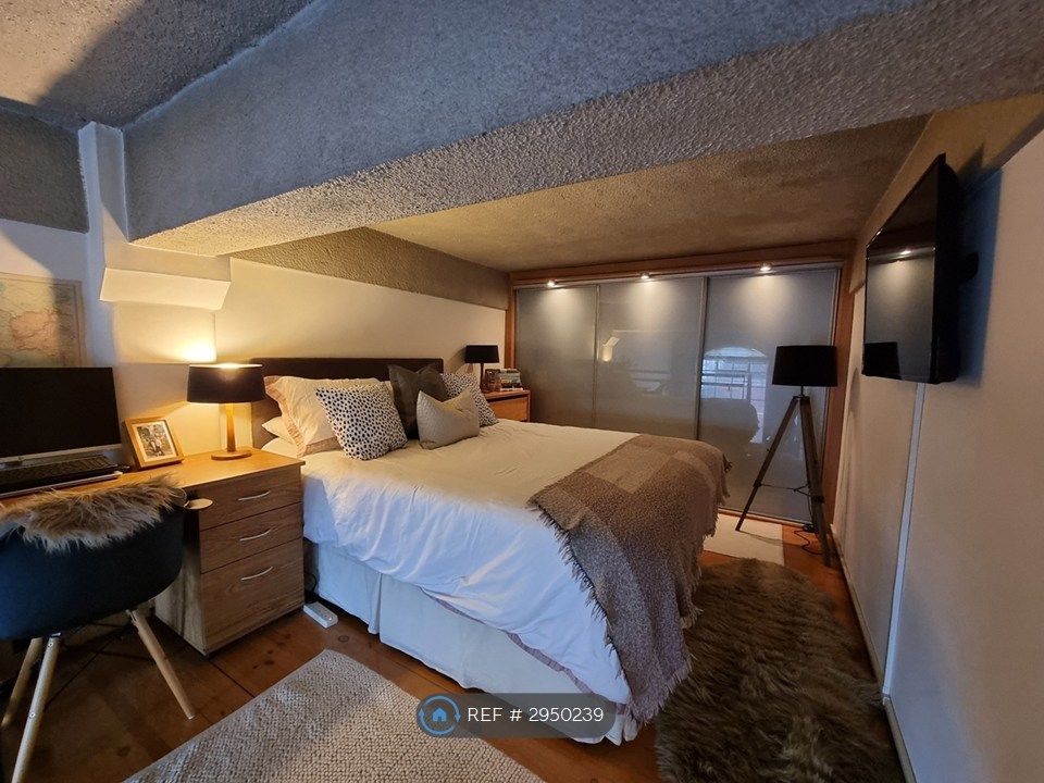 Property photo 2 of 8 Upstairs Bedroom, Open Mezzanine