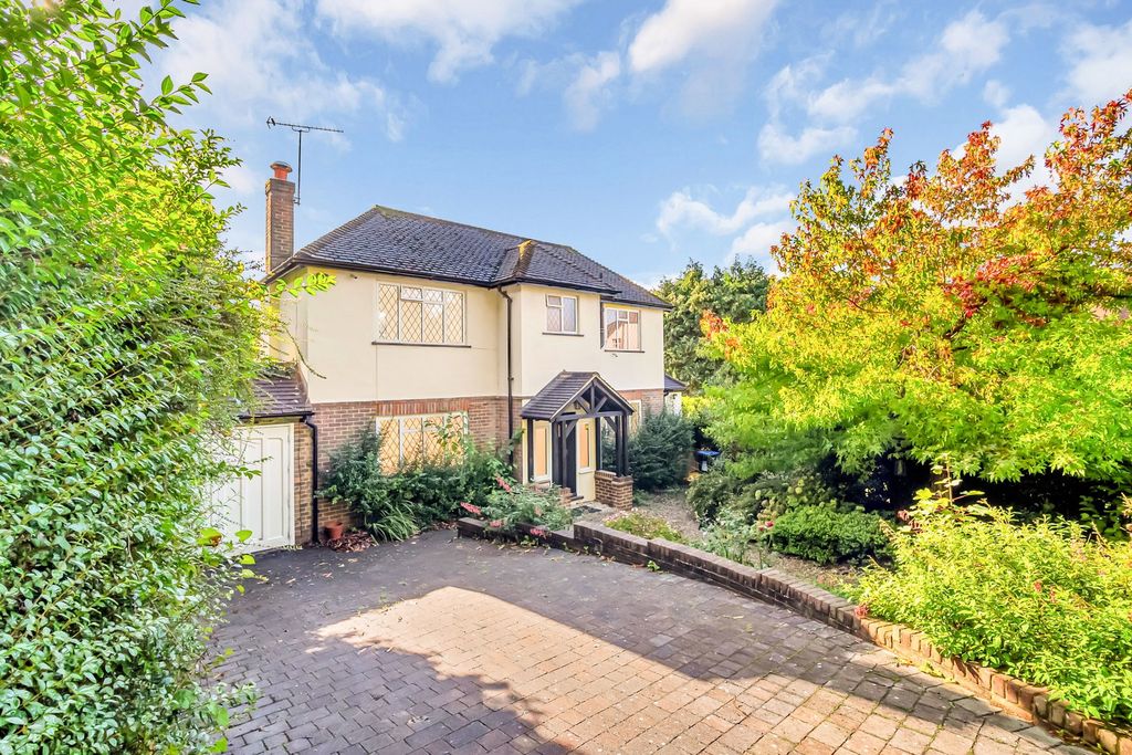 Property photo 3 of 18