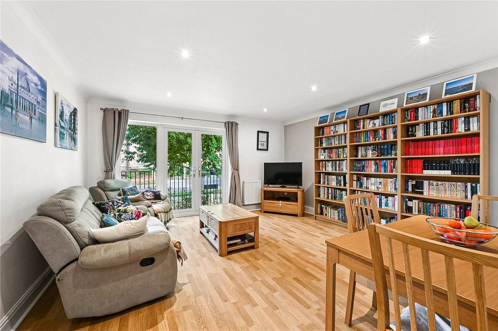Property photo 2 of 12 Picture No. 08