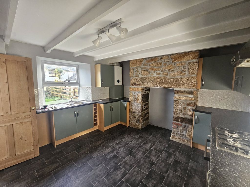 Property photo 2 of 10 2 - Picture No. 13