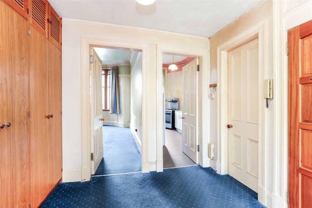 Property photo 3 of 21 Picture No. 05