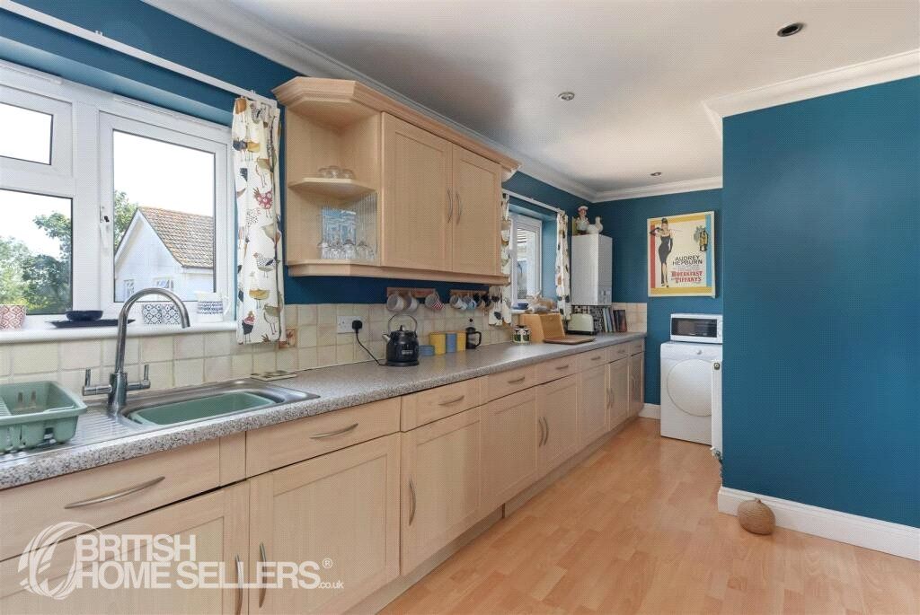 Property photo 2 of 14 Picture No. 09