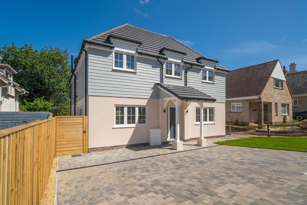 Additional image 11 of 5 bed detached house for saleSeaview, Isle Of Wight PO34