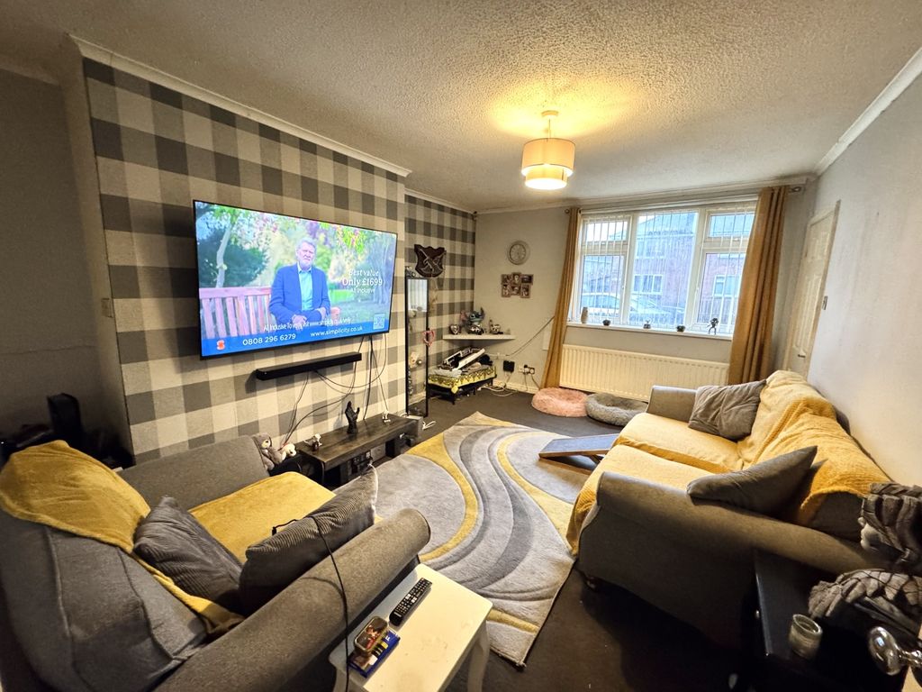 Property photo 2 of 7 Img_2461