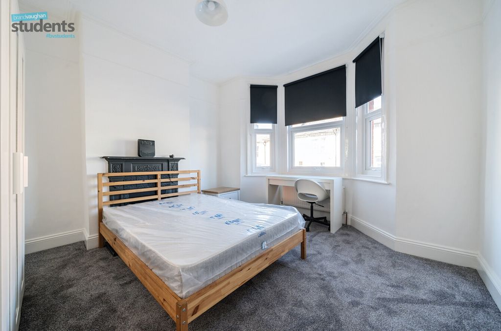 Property photo 3 of 12 94De30c4-1681-4B2...