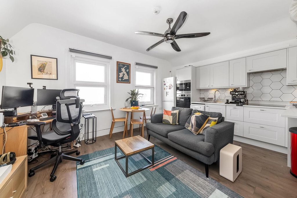 Property photo 1 of 10 Img_6378-1-1500x1000.Jpg