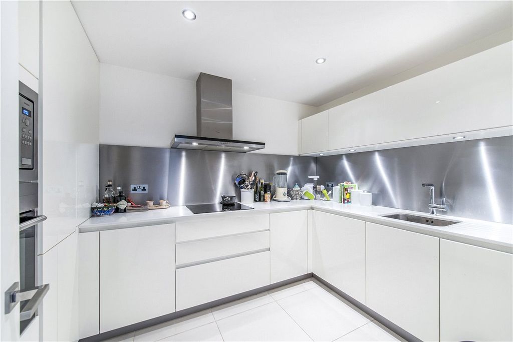 Property photo 2 of 16 Picture No. 05