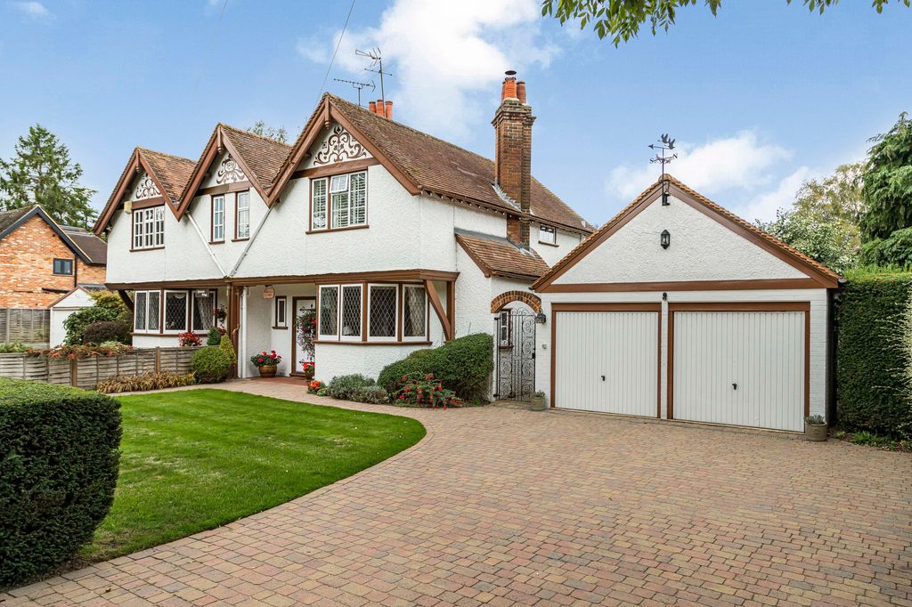 Property photo 1 of 9