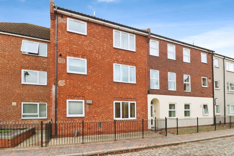 Property photo 1 of 7 Photo 7