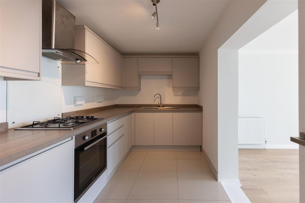Property photo 3 of 13 Kitchen