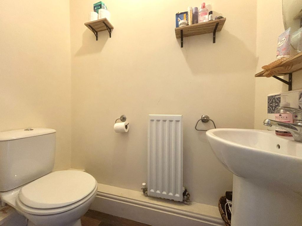 Property photo 3 of 30 Downstairs wc