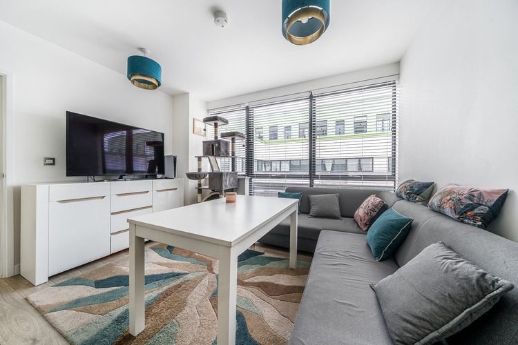 Property photo 1 of 15 1302682 10 683Db19d6d3c0 Arw 3