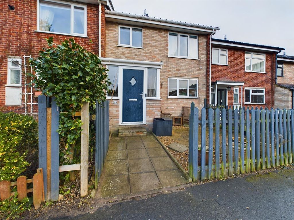 Property photo 1 of 33 Cam04116G0-Pr0089-Still034.Jpg