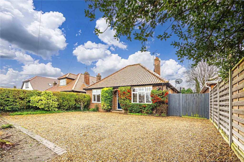 Property photo 2 of 28 Picture No. 35