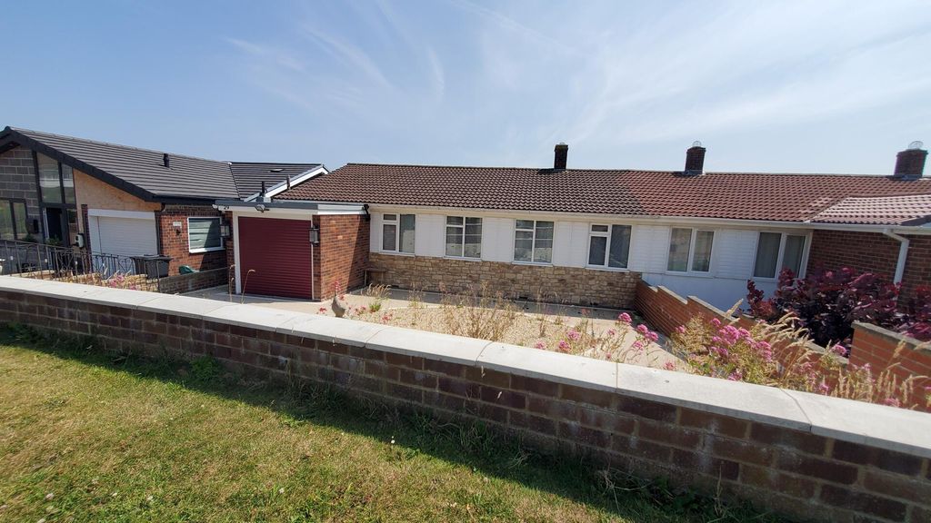 Property photo 1 of 15 Front (Exterior)