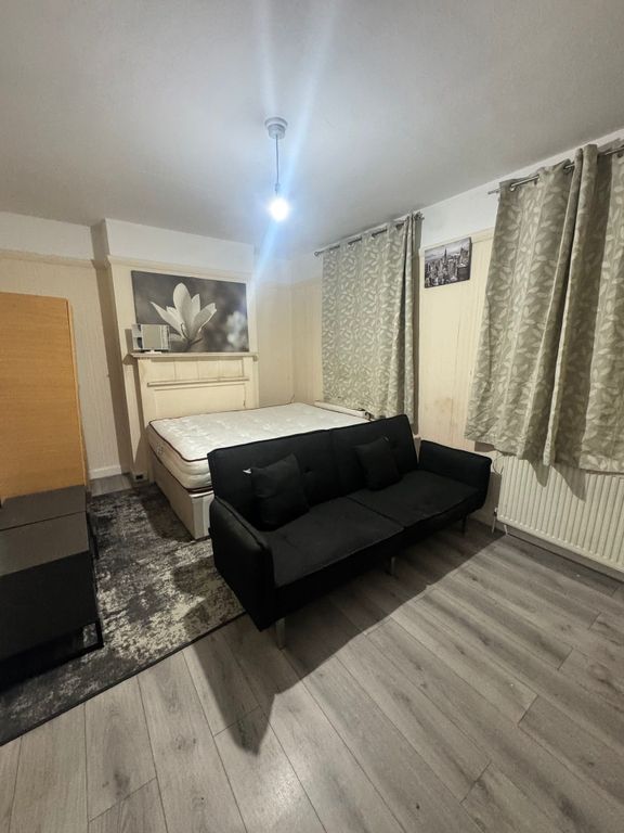 Property photo 2 of 5 Whatsapp Image 2025-11-14 At 1.37.43 Pm.Jpeg