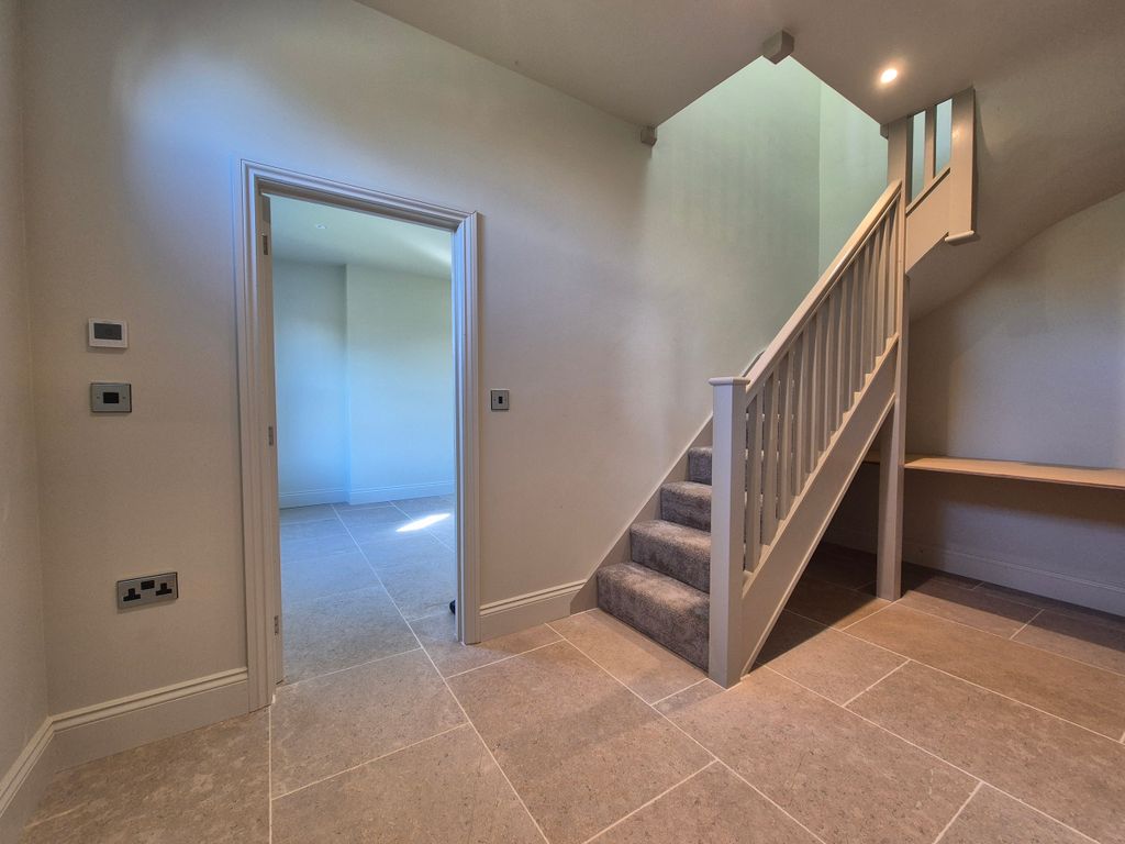 Property photo 2 of 9 20250905_102254
