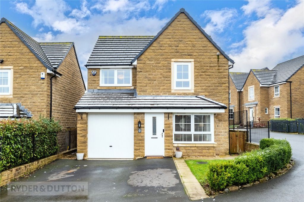 Property photo 1 of 30 External