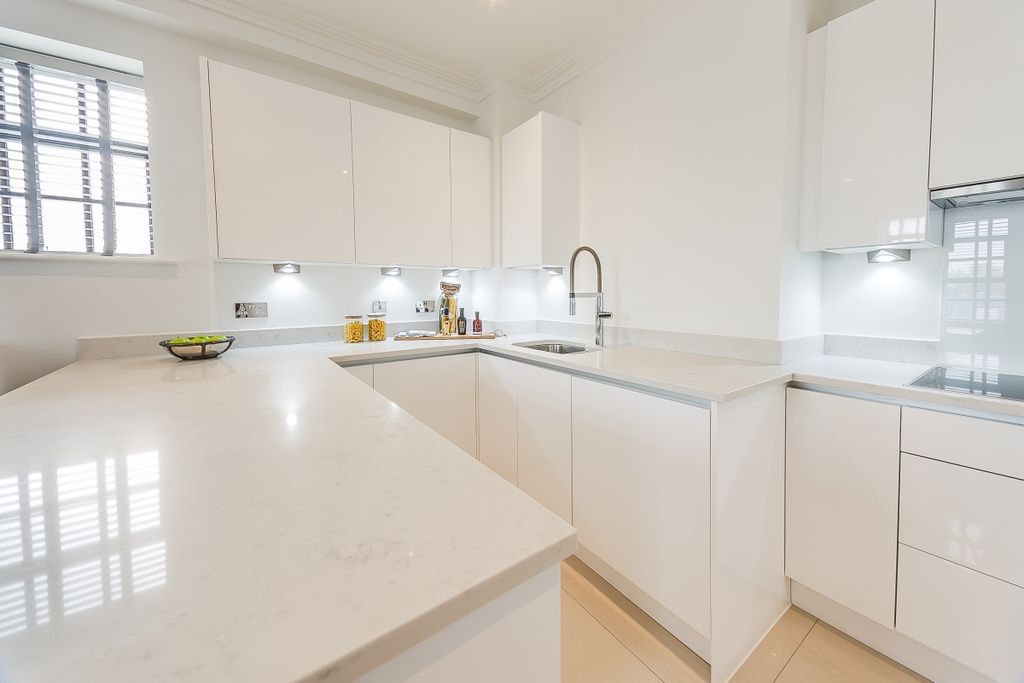Property photo 2 of 15 Kitchen