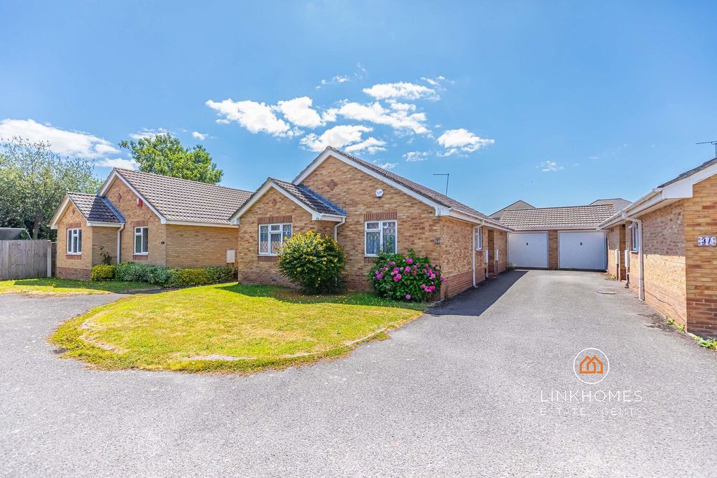 Property photo 1 of 23