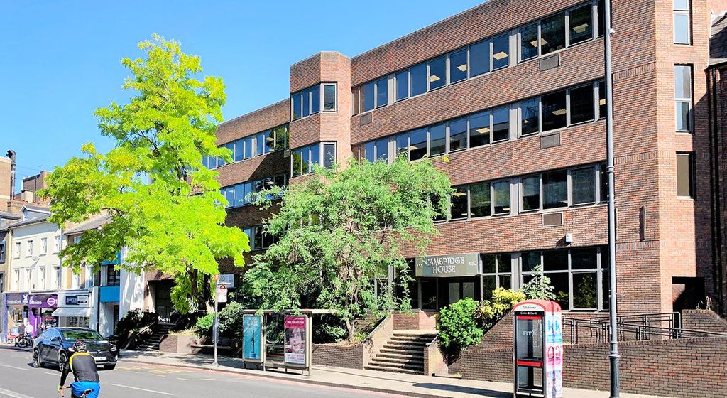 Property photo 1 of 9 Oxford  Cambridge House Upper Richmond Road Putney Sw15 Office To Let West London  Ext1.Jpg