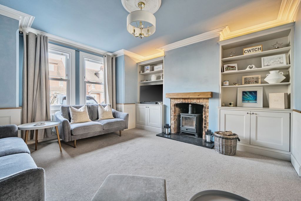 Property photo 3 of 27 1411154-24-69944d...