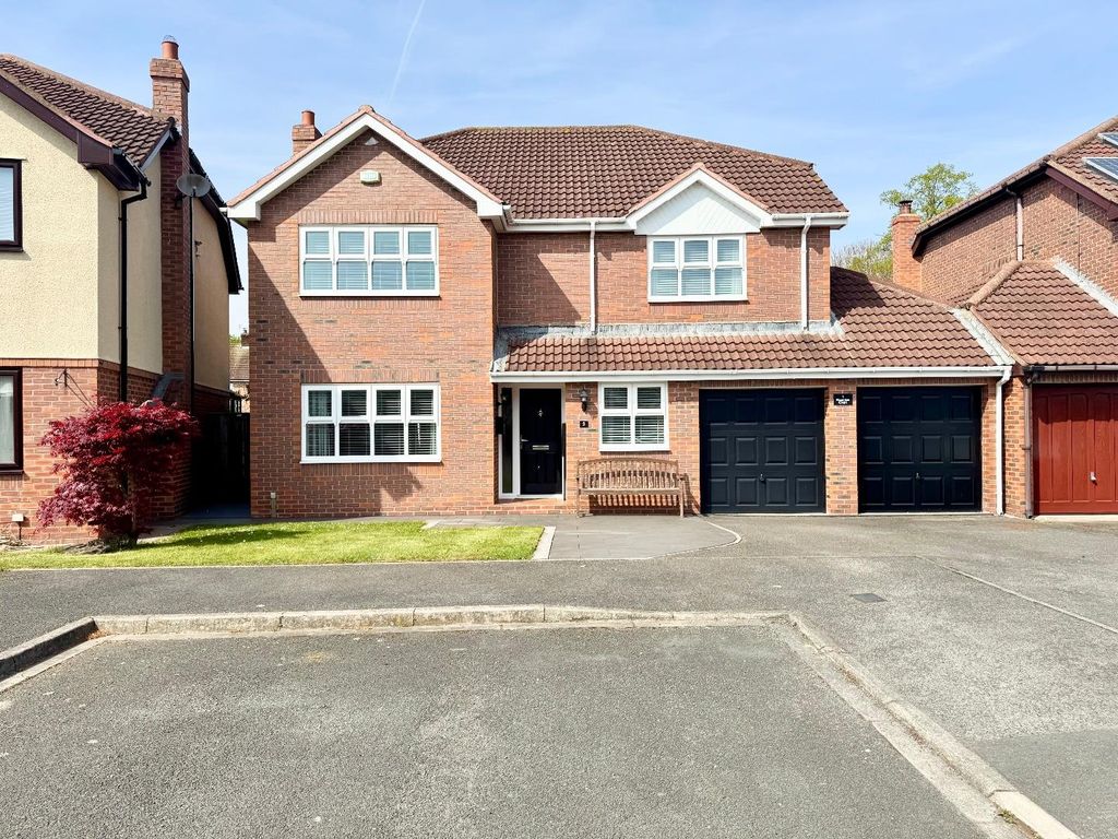 Property photo 1 of 25 External