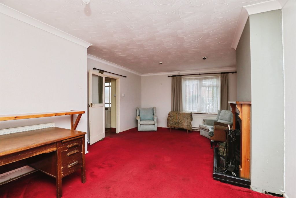 Property photo 3 of 17
