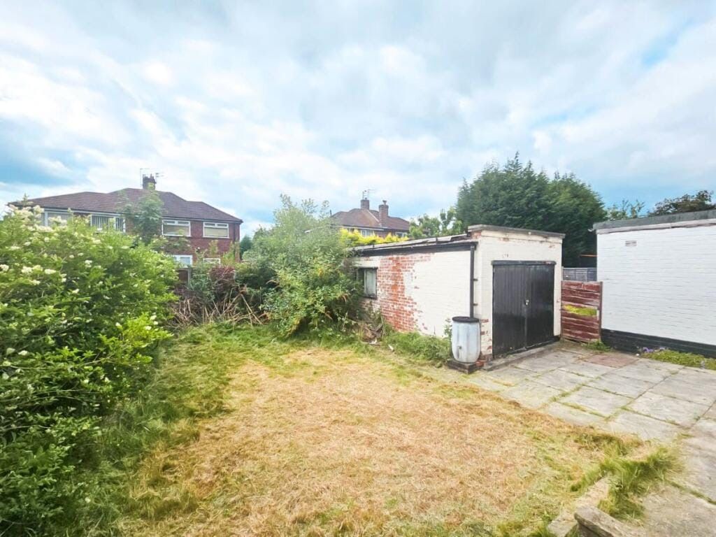 Property photo 3 of 12