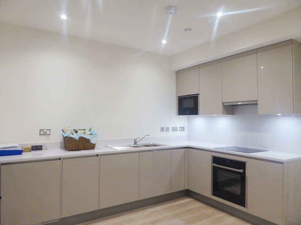 Property photo 3 of 5 Kitchen