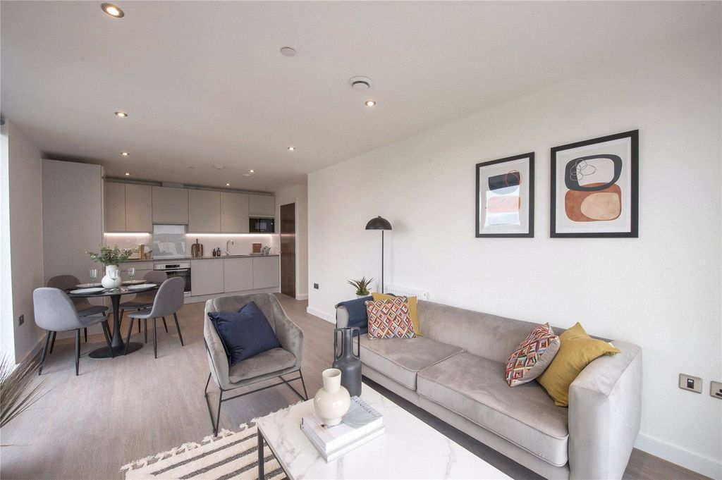 Property photo 2 of 12 Picture No. 07