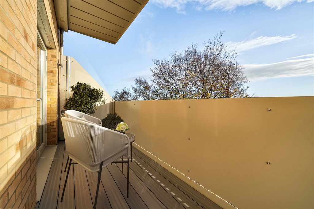 Property photo 1 of 9 Picture No. 20