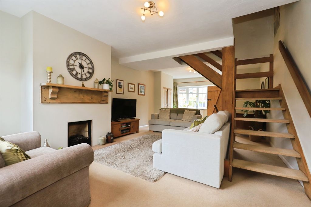Property photo 3 of 18