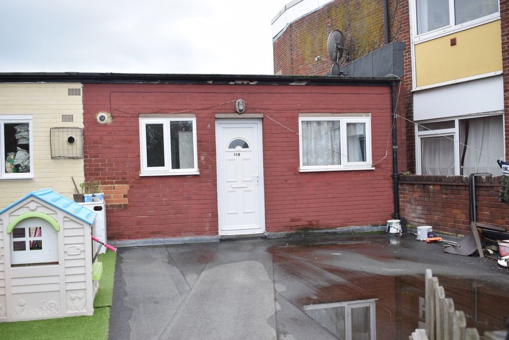 Property photo 3 of 5
