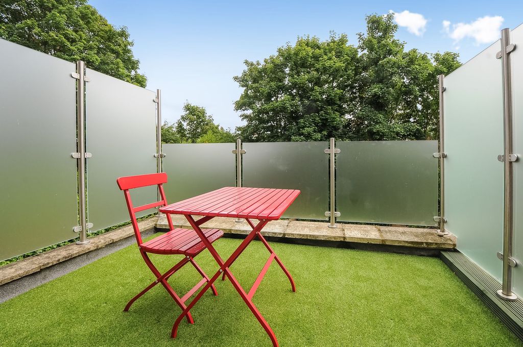 Property photo 2 of 4