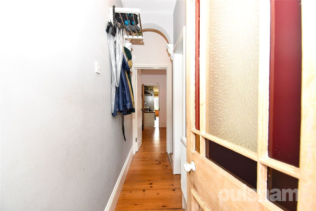 Property photo 2 of 26 Picture No. 03