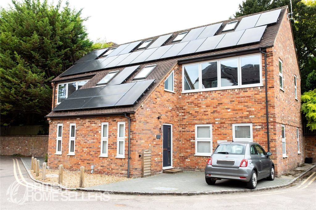 Property photo 1 of 16 Picture No. 06