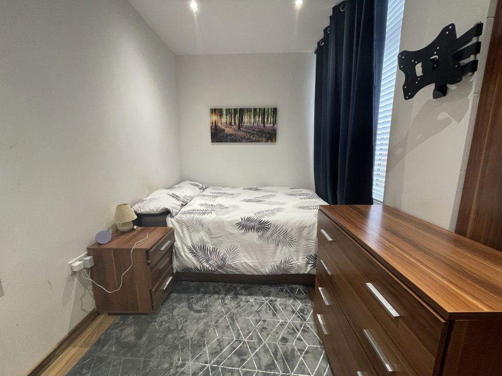 Property photo 1 of 4