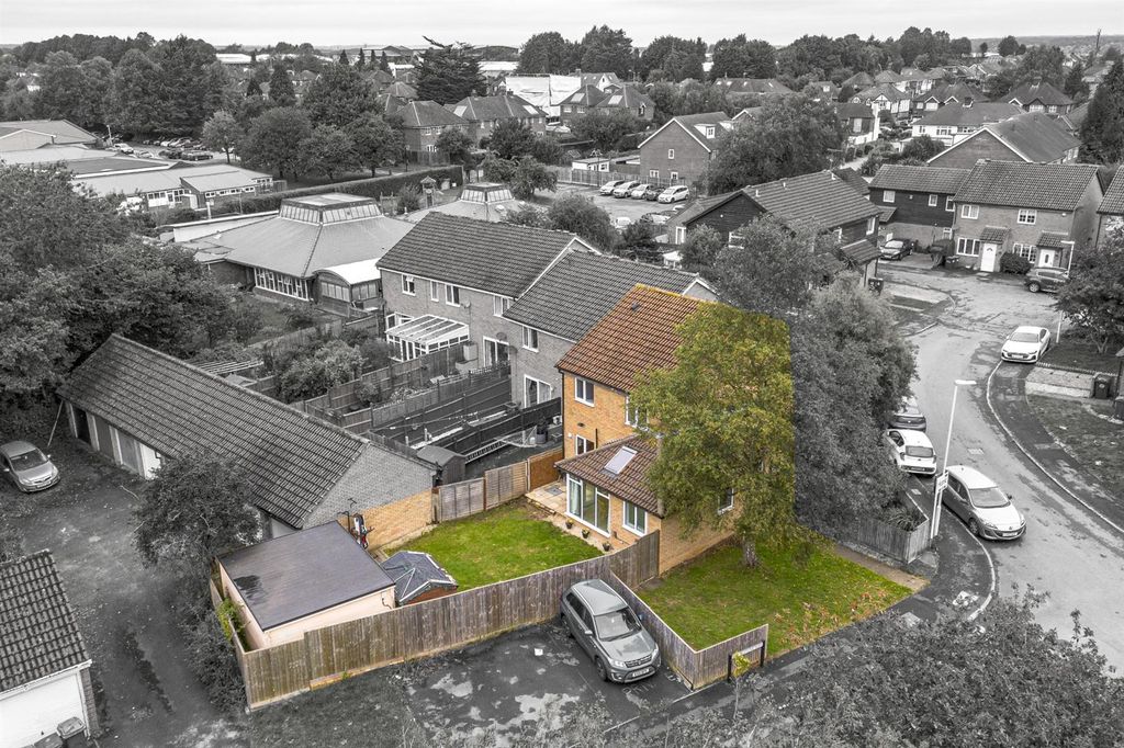 Property photo 2 of 17 Thumbnail_66 Lansdowne Way, Hp11 1Tn Drone-1.Jpg