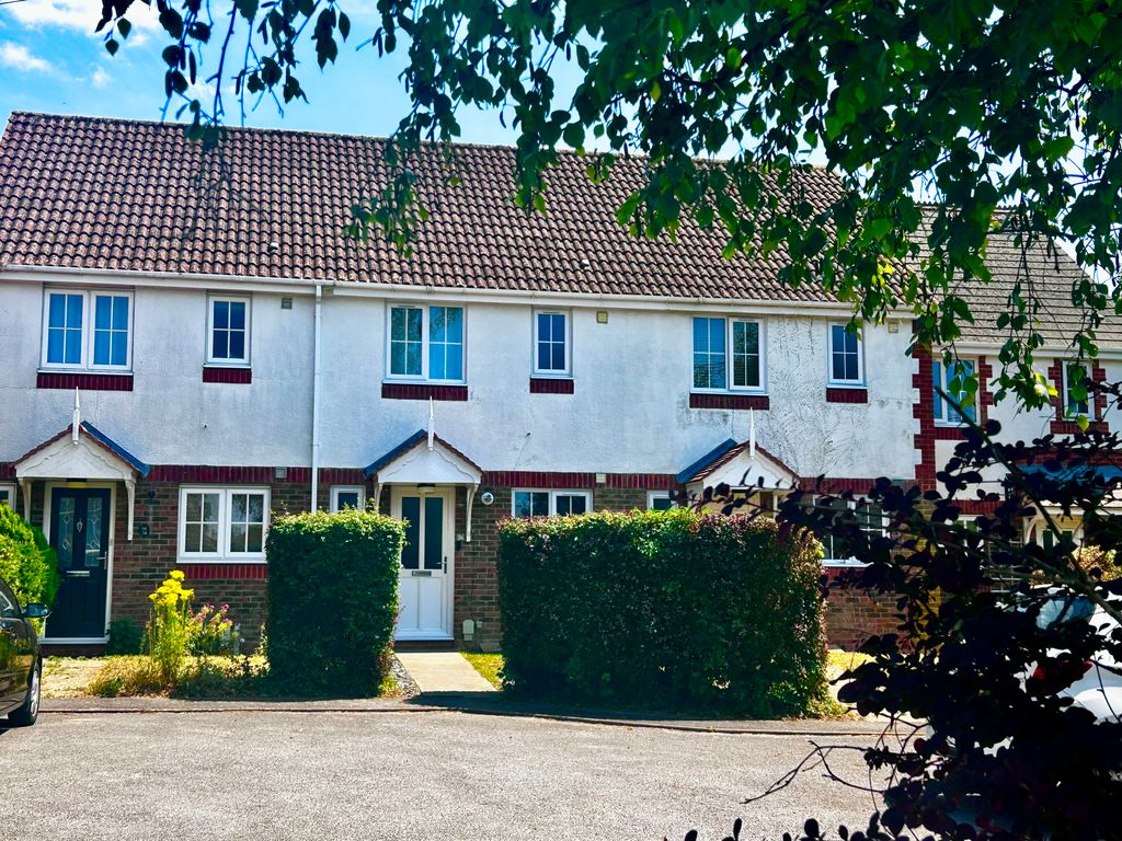Property photo 1 of 8