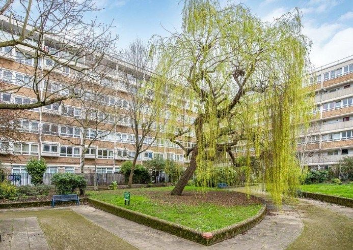Property photo 1 of 1 Nelsons Are Proud To Present This Bright And Airy Two Double Bedroom Split Level Flat Located In The Heart Of Battersea.
