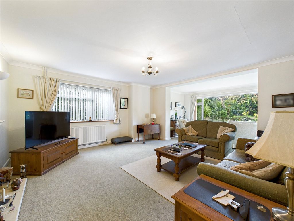 Property photo 3 of 21 Picture No. 04