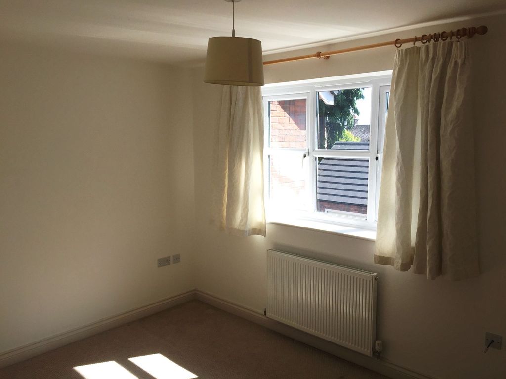 Property photo 3 of 9 Bedroom 1