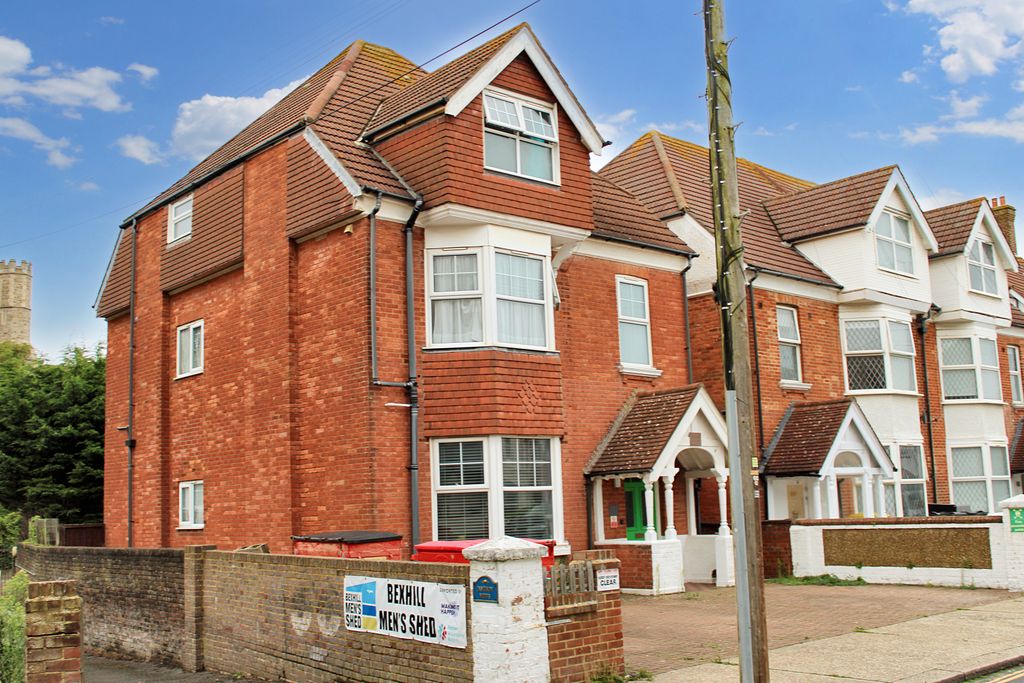 Property photo 2 of 14 Ashlee Lodge, 5B Jameson Road, Bexhill-On-Sea, East Sussex Tn40 1Eg