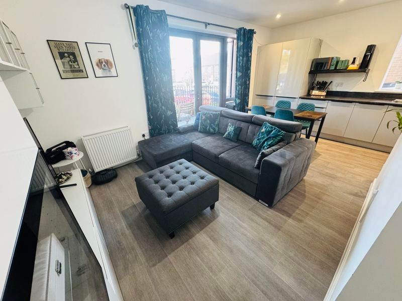 Property photo 2 of 12 Photo 6