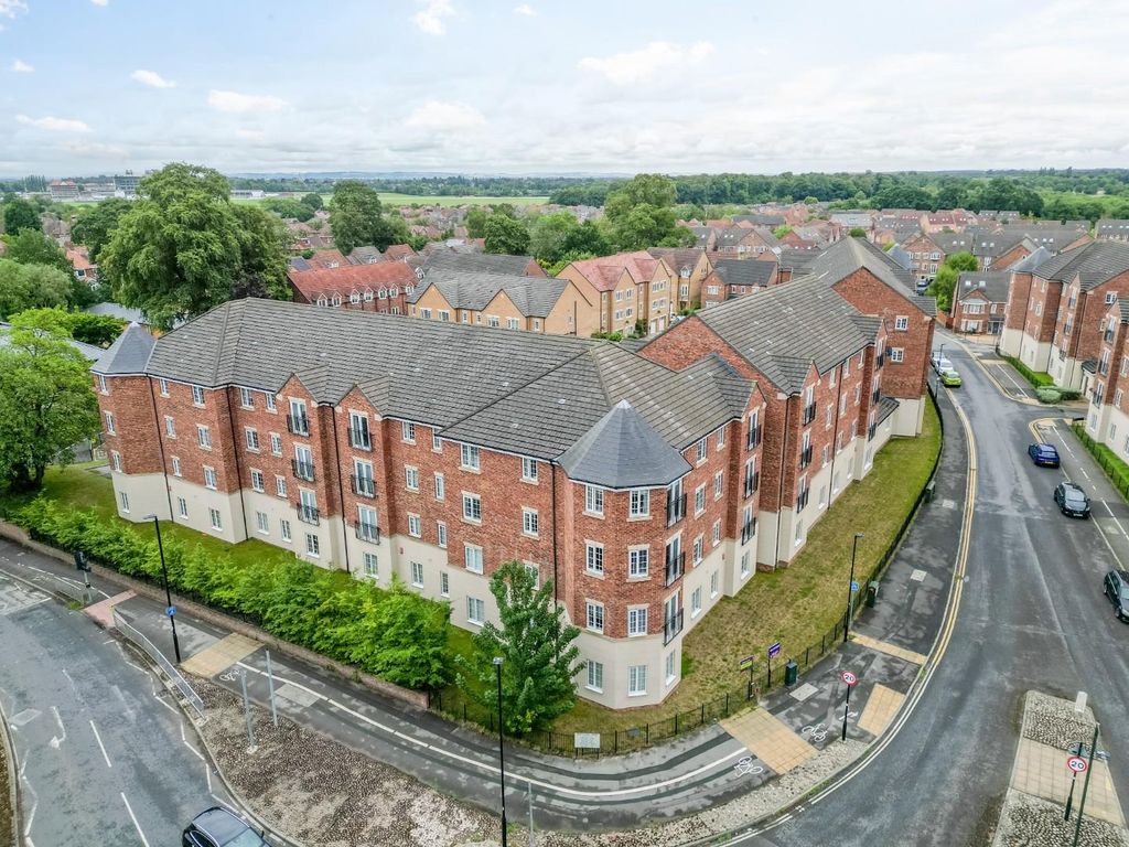 Property photo 1 of 13 57mm-13.Jpg