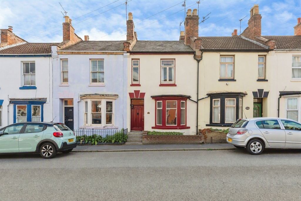 Property photo 1 of 10