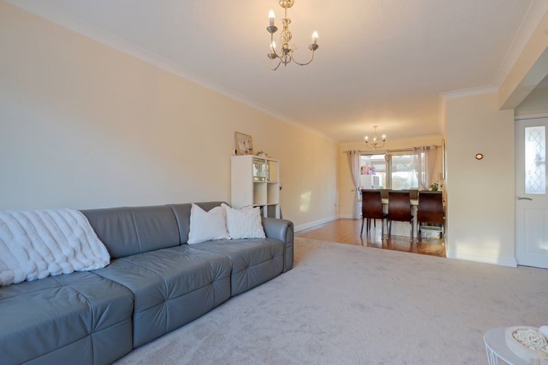 Property photo 3 of 34 Living / Dining Room