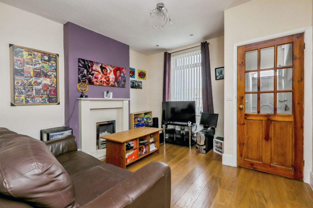 Property photo 2 of 11