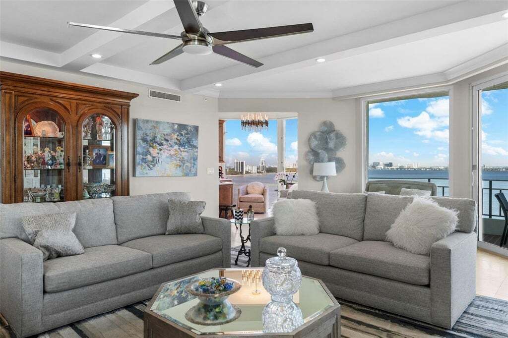 Property photo 3 of 3 <Alttext/>
